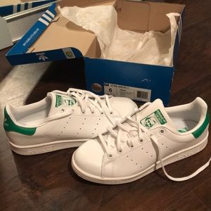 green Stan smiths never worn brand new